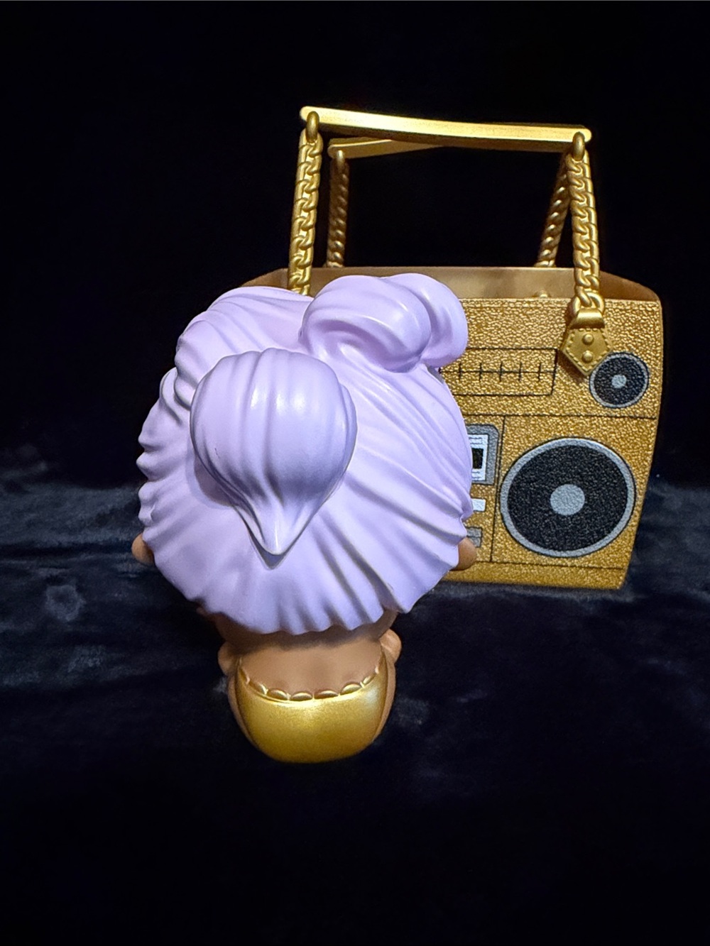 L.O.L. Surprise! Ooh La La
Baby Surprise Lil DJ Doll with Bag & Accessories - Picture 12 of 14